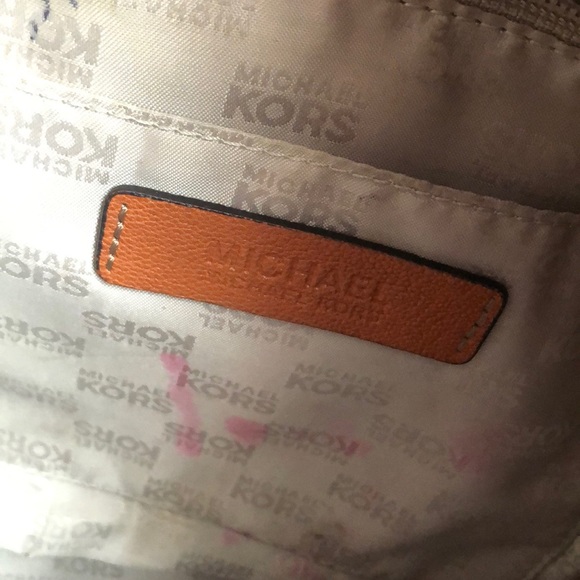 Michael Kors Purse - Picture 5 of 7